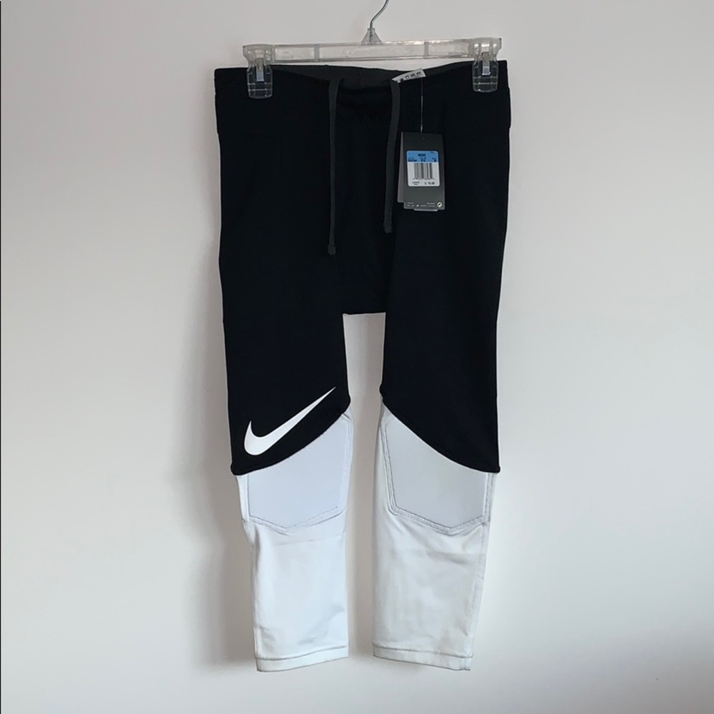 Nike Men’s Black/White Athletics S Med Pants NWT!